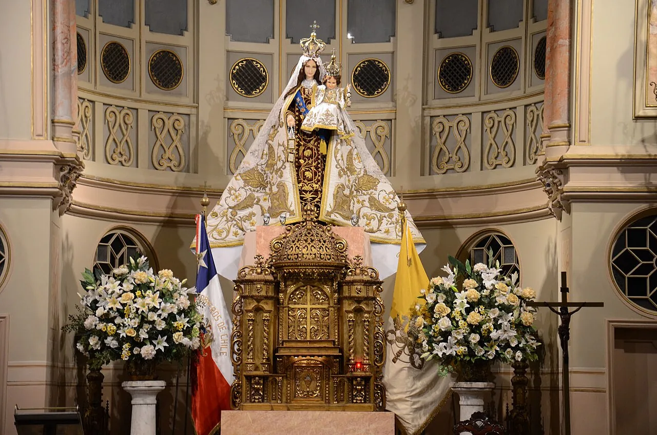 Virgen del Carmen de Maipú